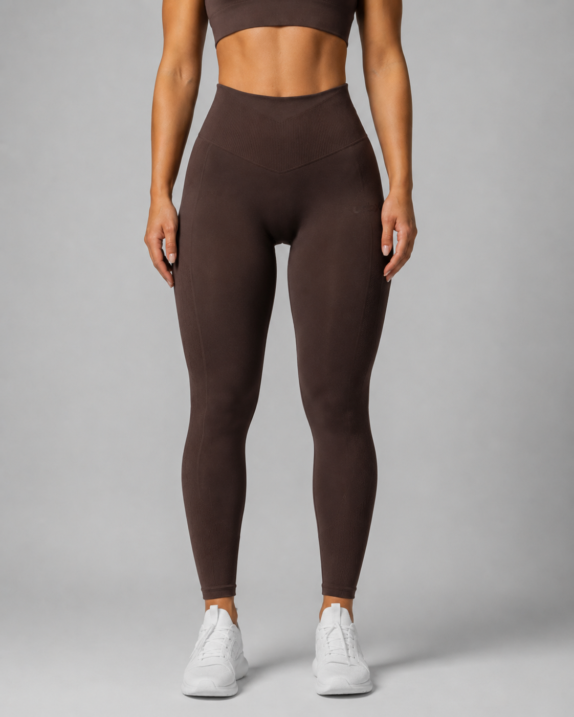 URBX Seamless Scrunch High-Waist Leggings Dark Chocolate - Front view